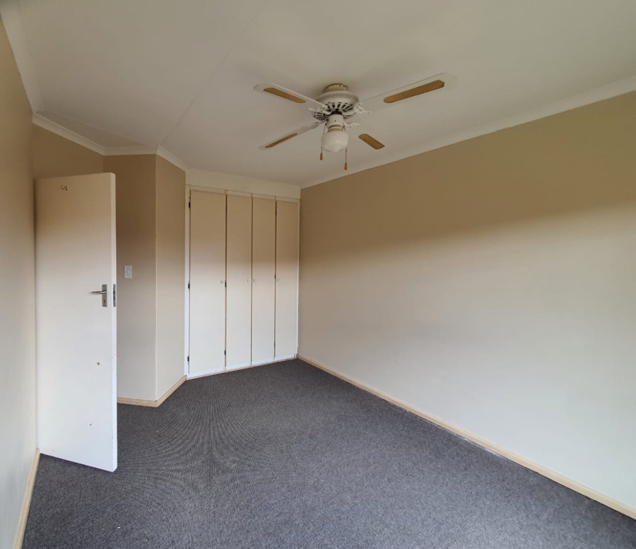 2 Bedroom Property for Sale in Pellissier Free State